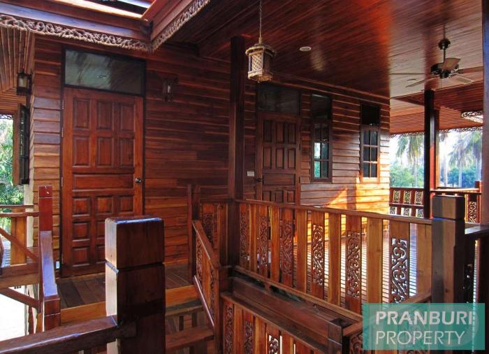 Teak khum phrae historic thai