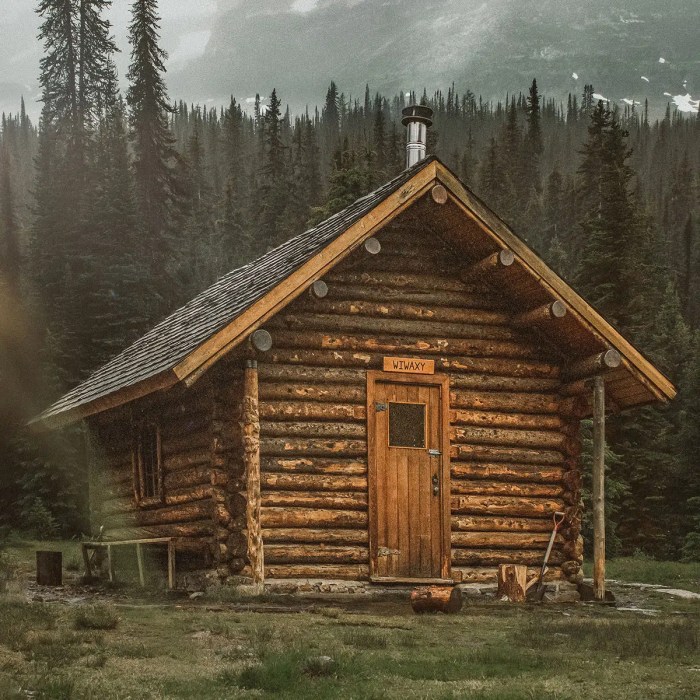 Rumah gubuk kayu