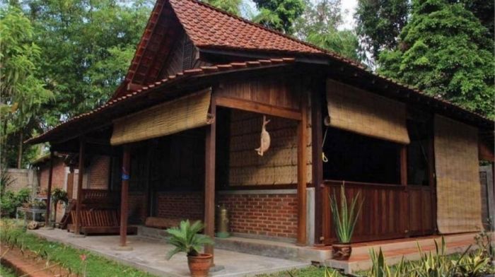 TERMURAH Jual Rumah Kayu Berkualitas Di Banyuwangi