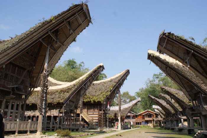 Rumah panggung sulawesi selatan