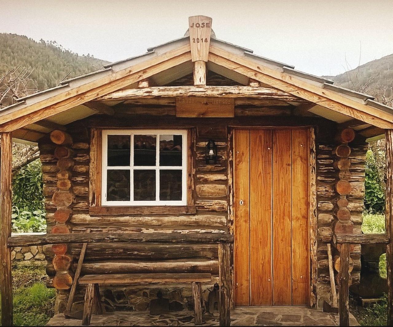 Log cost checkatrade cabin build