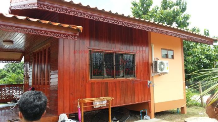 Wood teak house traditional thailand lampang architecture stock alamy