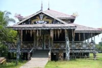 Rumah di kalimantan