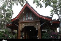 Wooden traditional canggu buildings resort private sale property bali exotiq