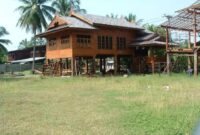 Teak house sale nr beach bahtsold roi yot dolphin sam bay